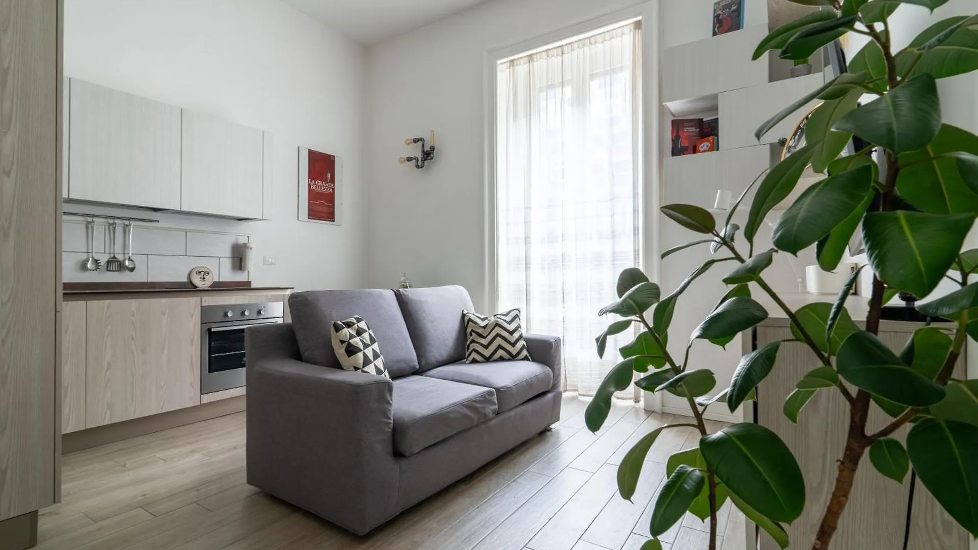 Cinema Suite Central Station - 10 Mins Citycenter Milano Appartamento